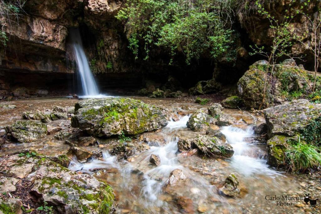Ferula Romantica Mansarda Tra Fiumi E Montagne Sardegna Seùlo 外观 照片
